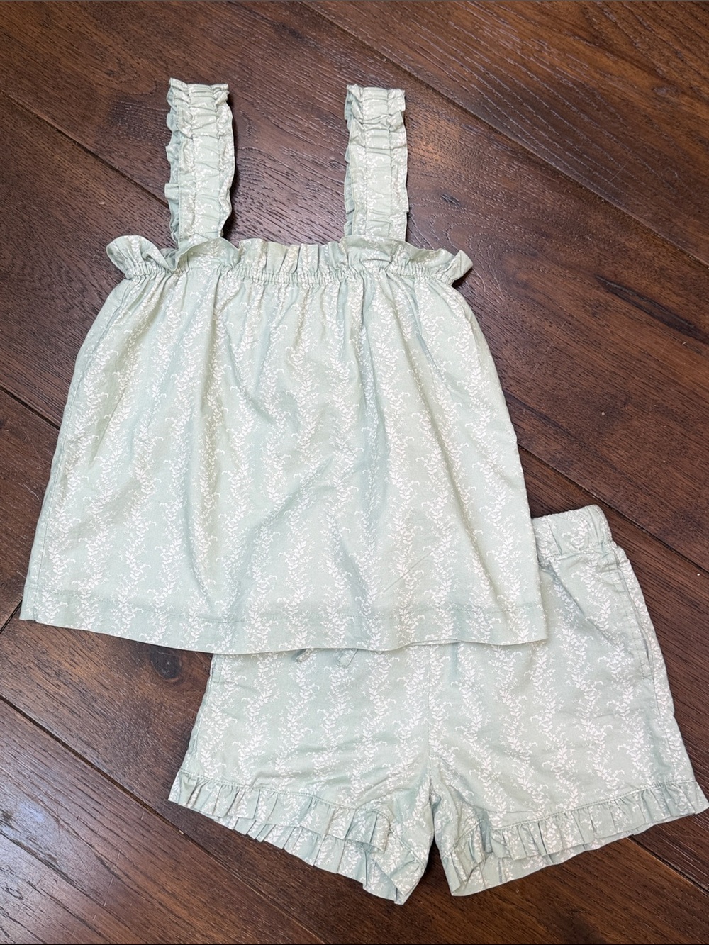 Minnow - Girls Pistachio Green Vine Floral Ruffle Strap Top & Shorts Set - 7/8Y